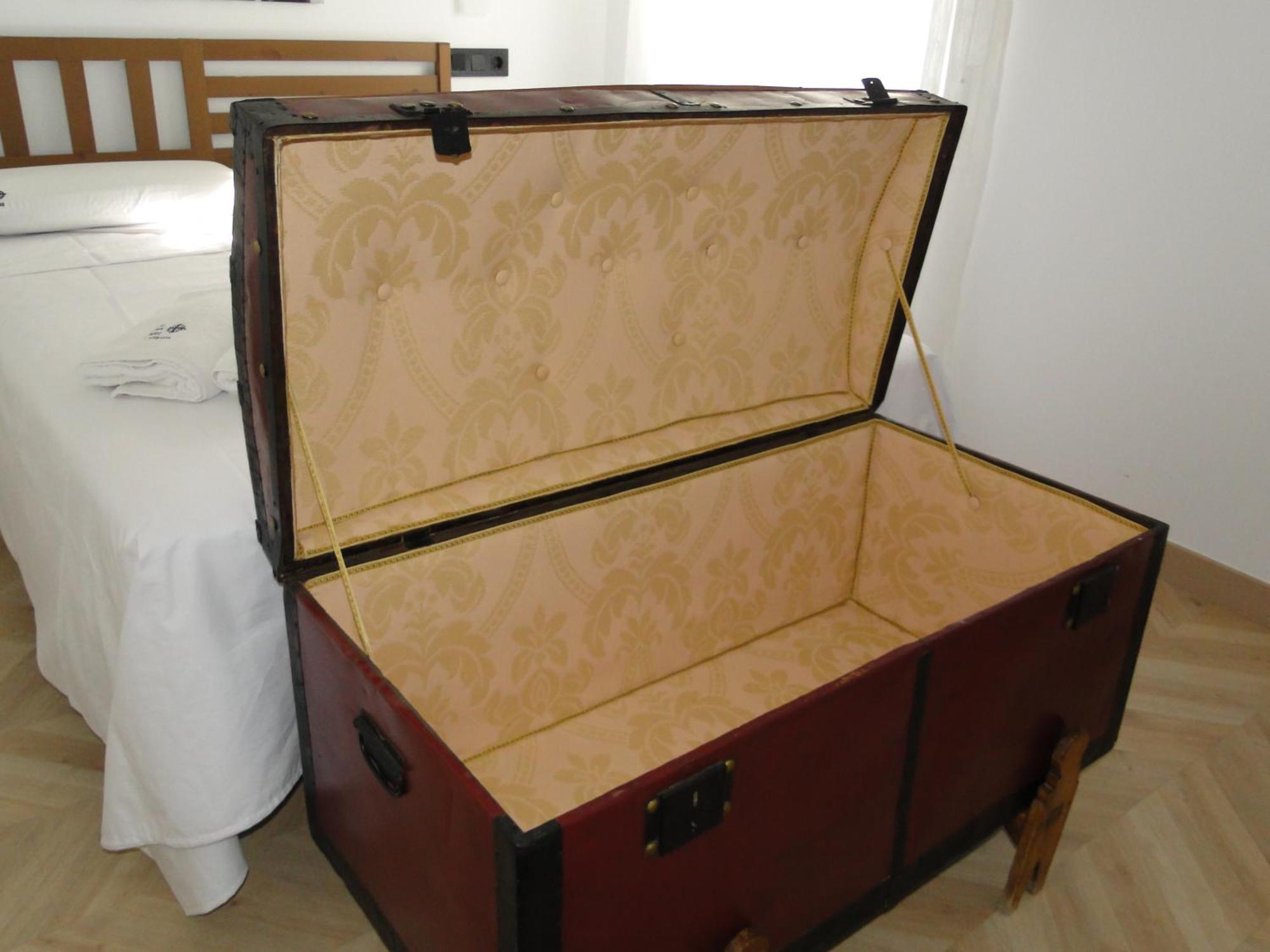 Almagro Suite-A Un Paso Rum bild