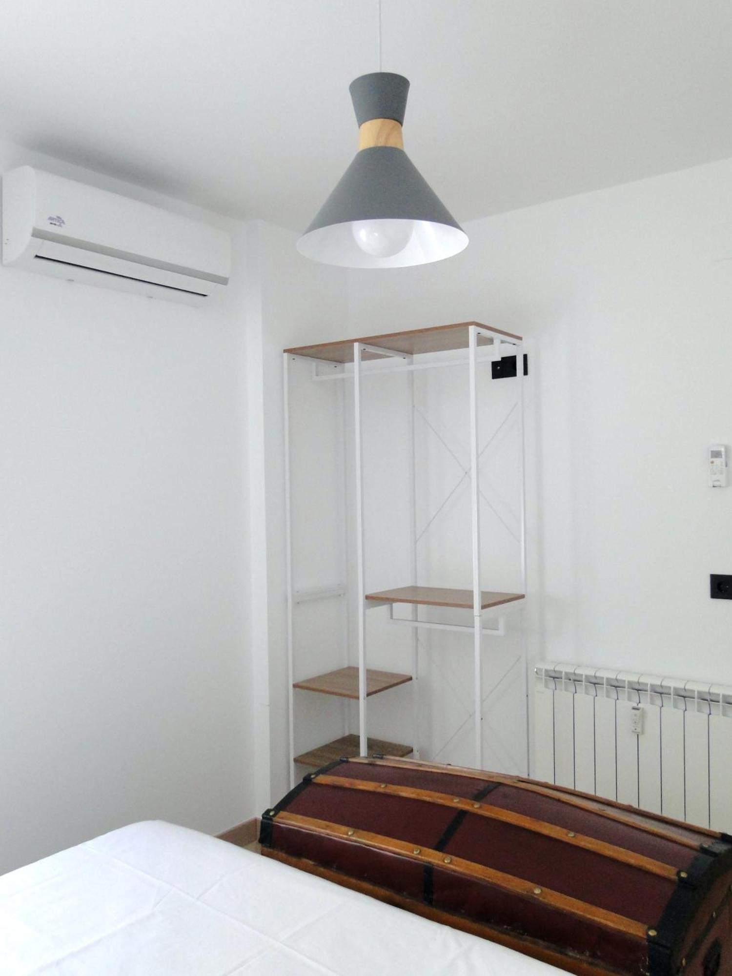 Almagro Suite-A Un Paso Rum bild